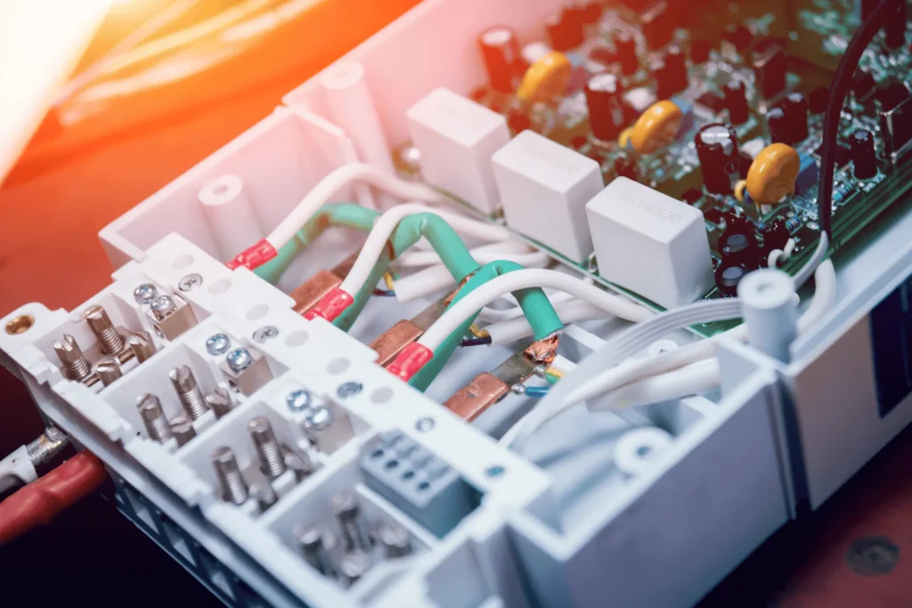 Qualified electricians and apprentices Perth